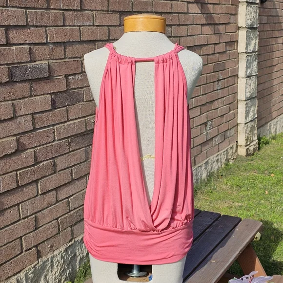 NWT Trina Turk criss/cross sexy blouse - Picture 2 of 5